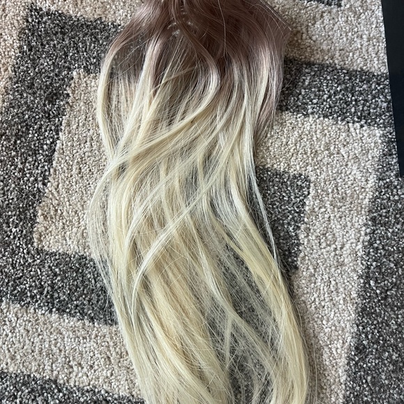 Blonde Hair Extensions - 8 pieces - Picture 10 of 11